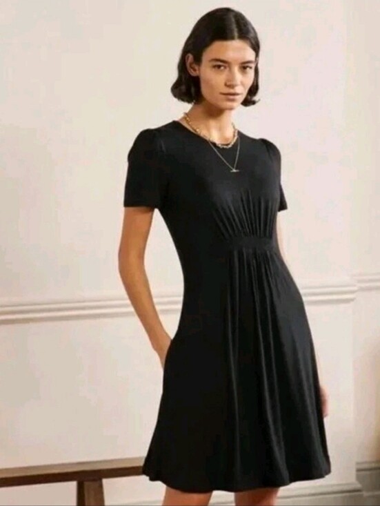 Boden Dresses & Skirts - Boden Black Smocked Crewneck Jersey Dress 12P